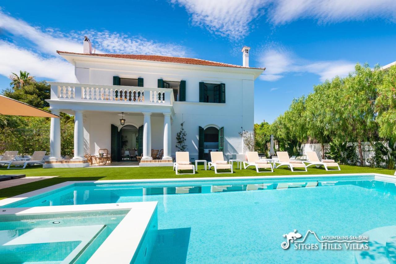 VILLA DE LOS LEONES IN HEART OF SITGES BY BEACH AND TOWN WITH A/C AND GAMES  SITGES (Spain) - from US$ 1965 | BOOKED